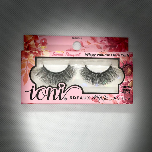 Discover the enchanting wispy volume flare curl mink lashes at Jade Supply Co. Elevate your beauty game with luxurious, lightweight lashes that wow!