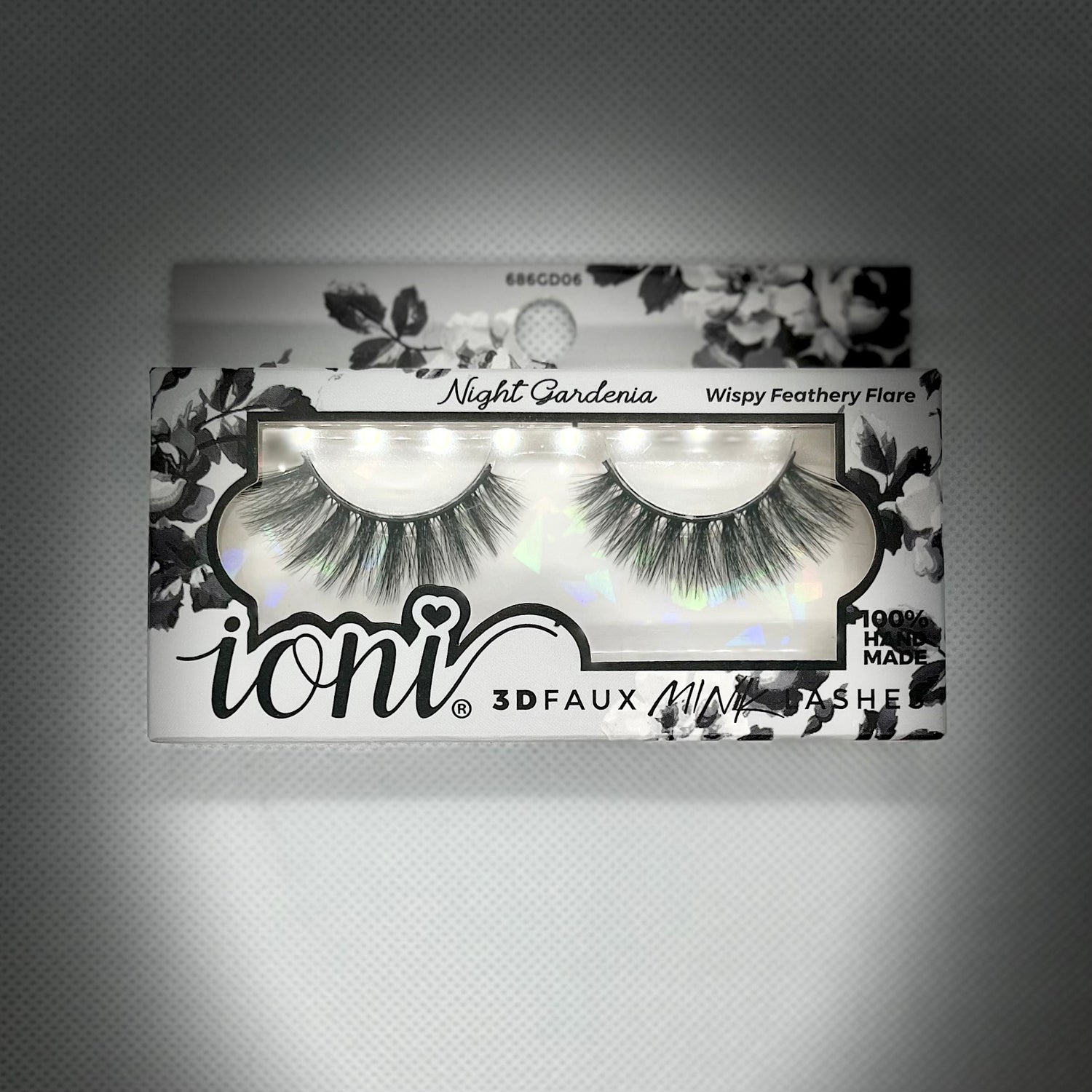 Discover Wispy Feathery Flare Mink Lashes, 100% handmade and reusable, with a lightweight, flexible band. Perfect for elegant eye enhancements.